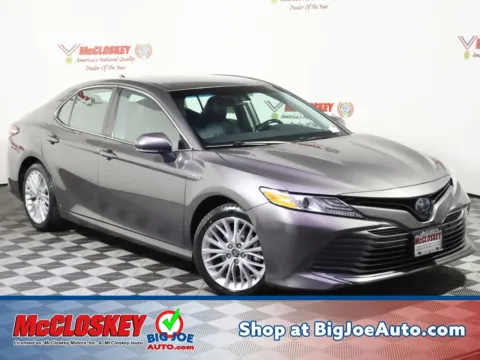 Gray 2020 Toyota Camry Hybrid XLE for sale in Colorado Springs, CO