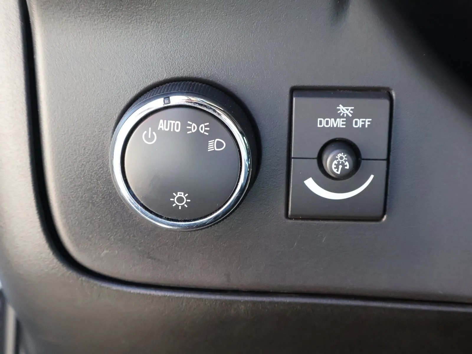 GMC Savana photo 38
