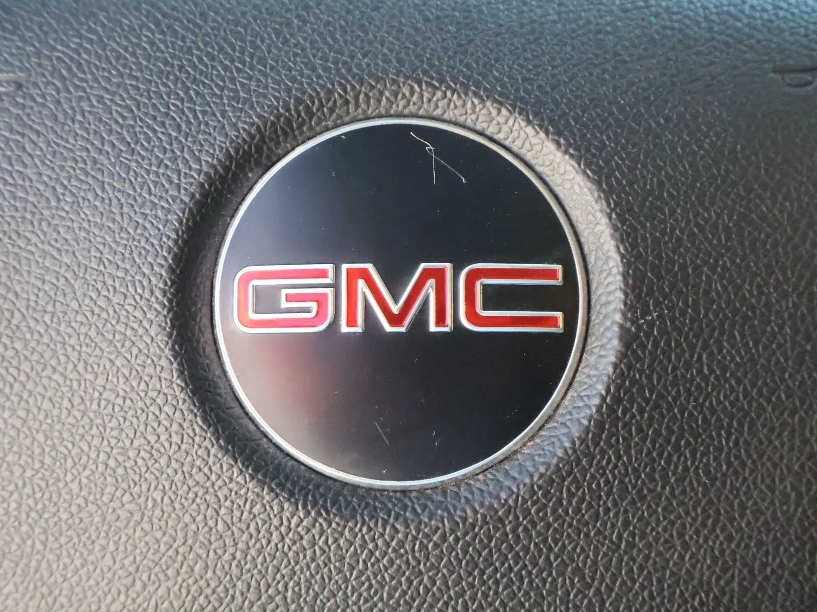 GMC Savana photo 40