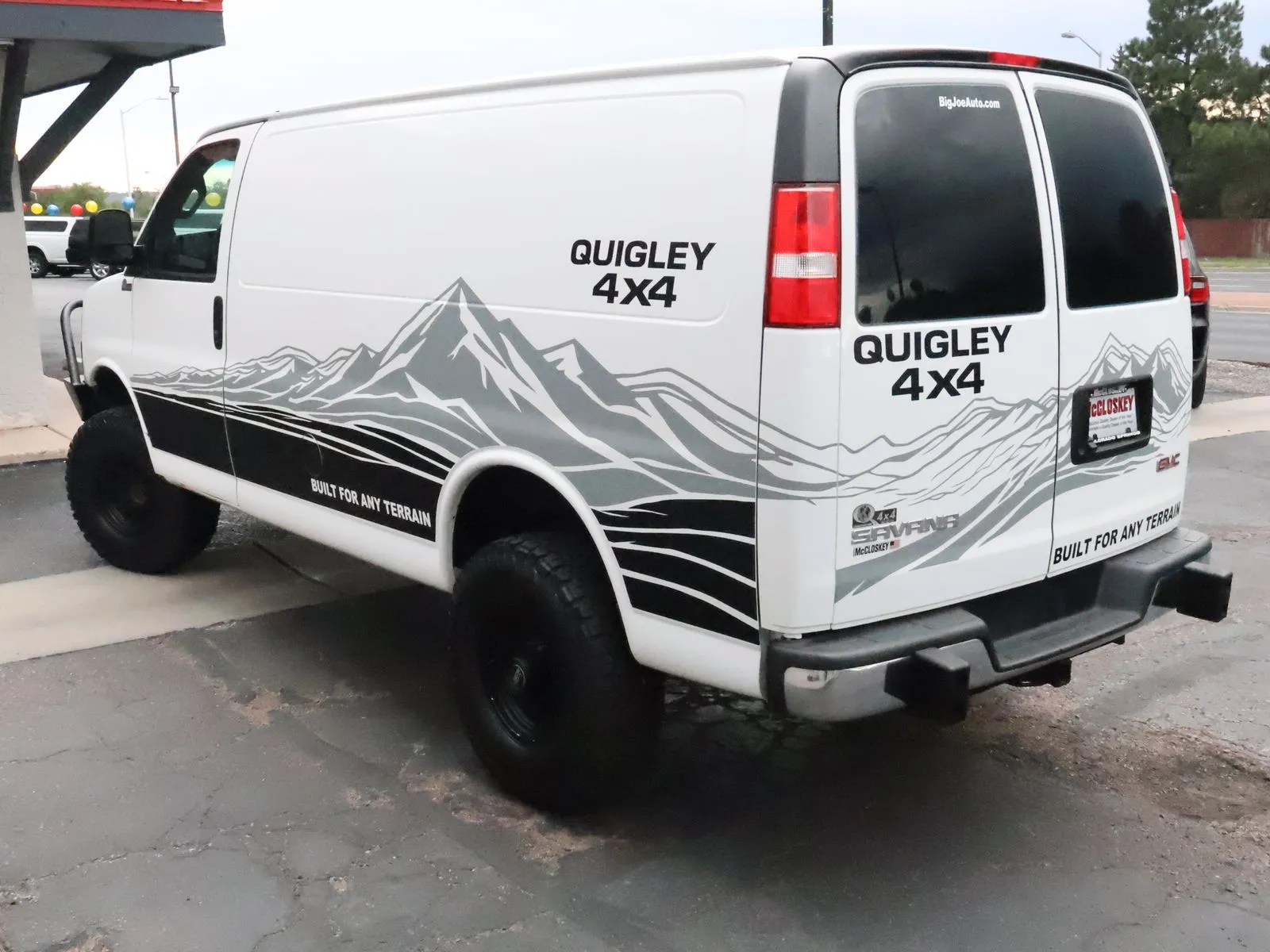 GMC Savana photo 23