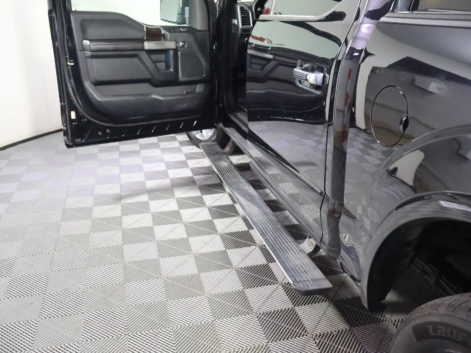 Ford F-150 photo 23