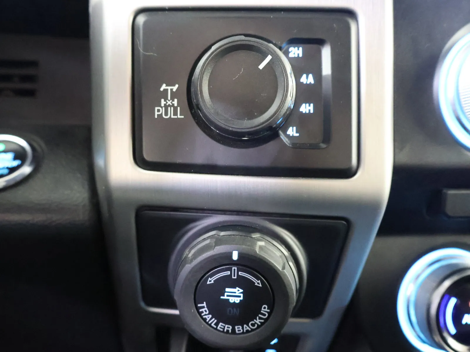 Ford F-150 photo 34