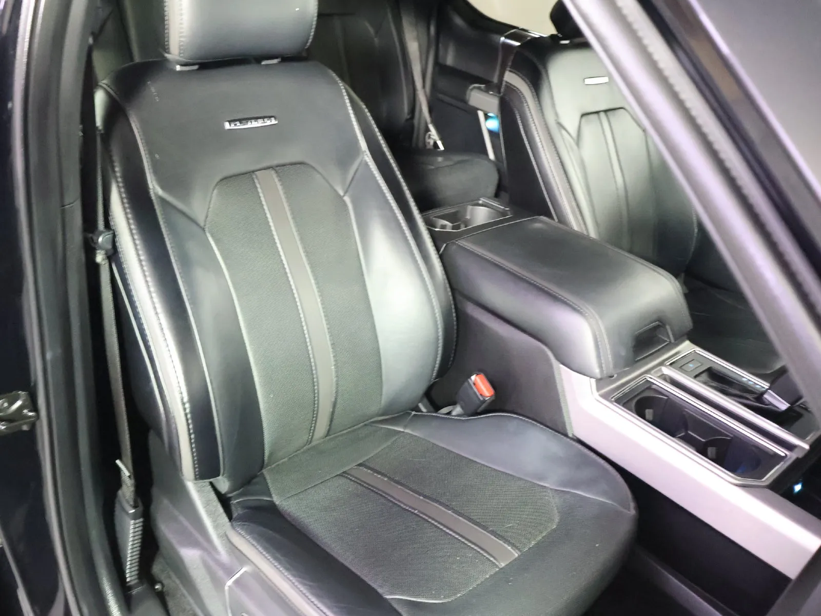Ford F-150 photo 47