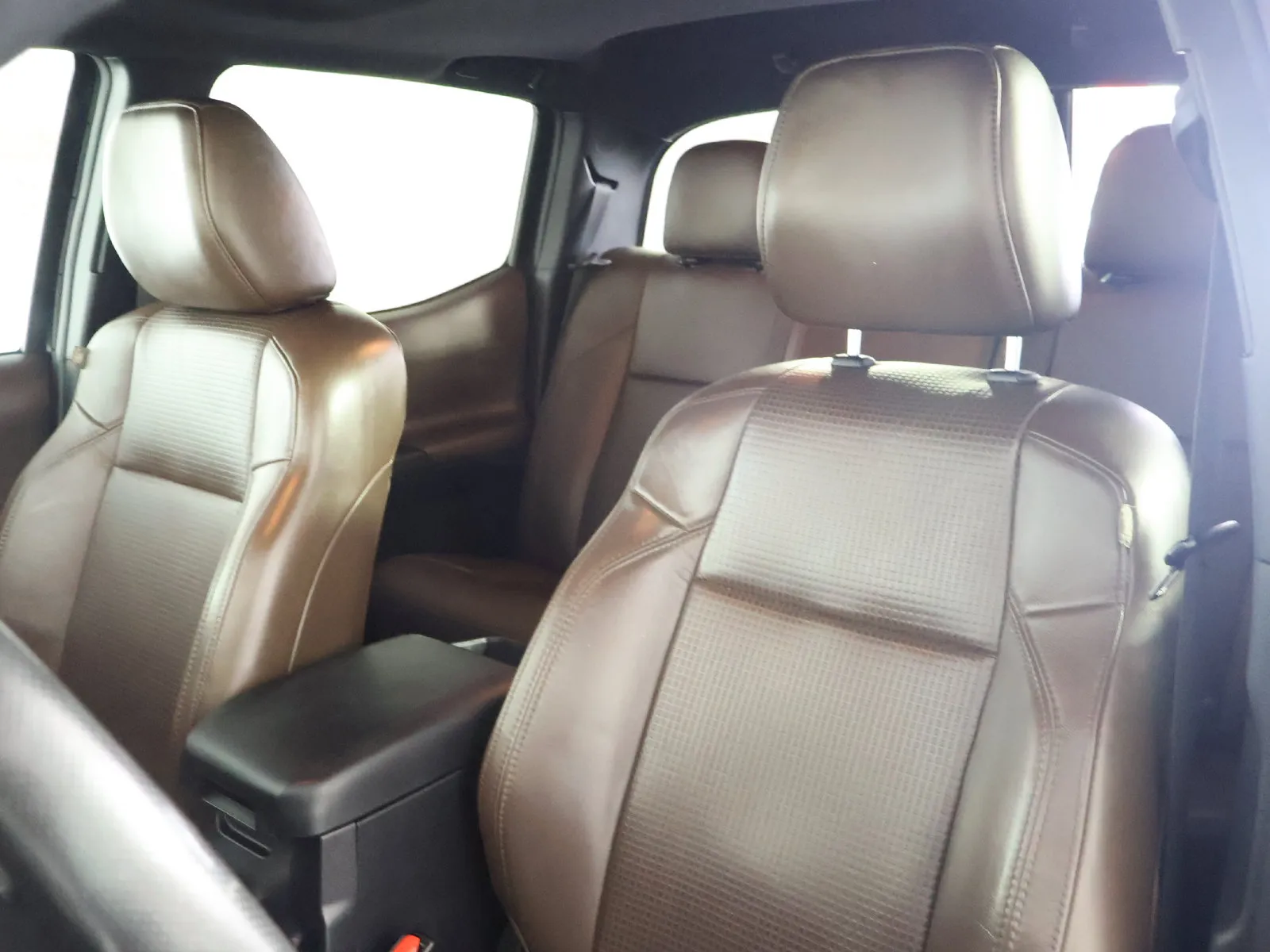 Toyota Tacoma photo 25