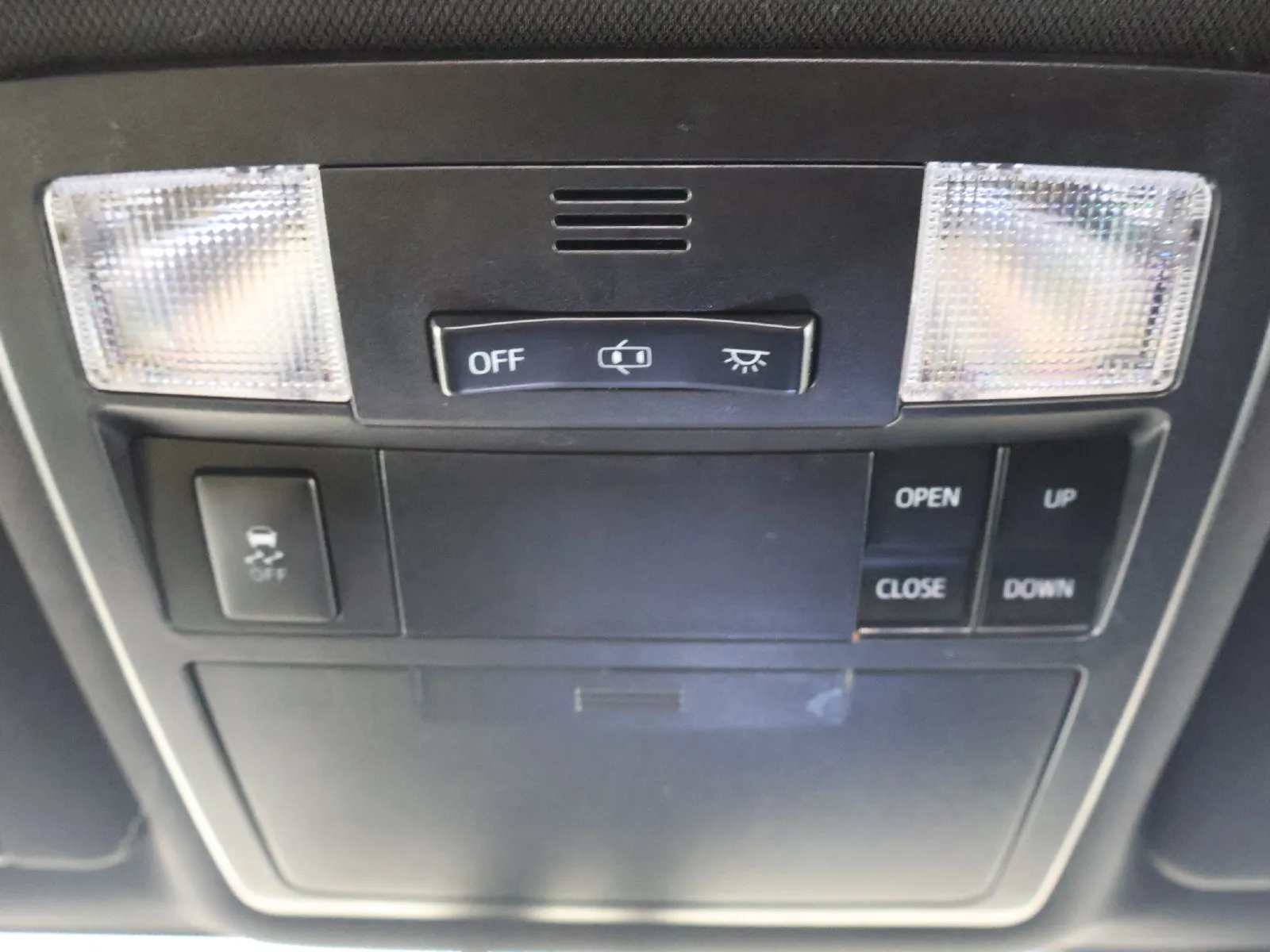 Toyota Tacoma photo 39