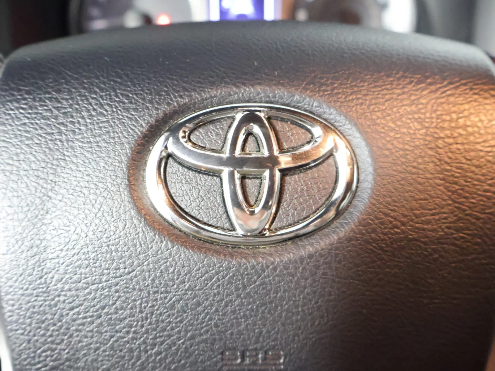 Toyota Tacoma photo 33