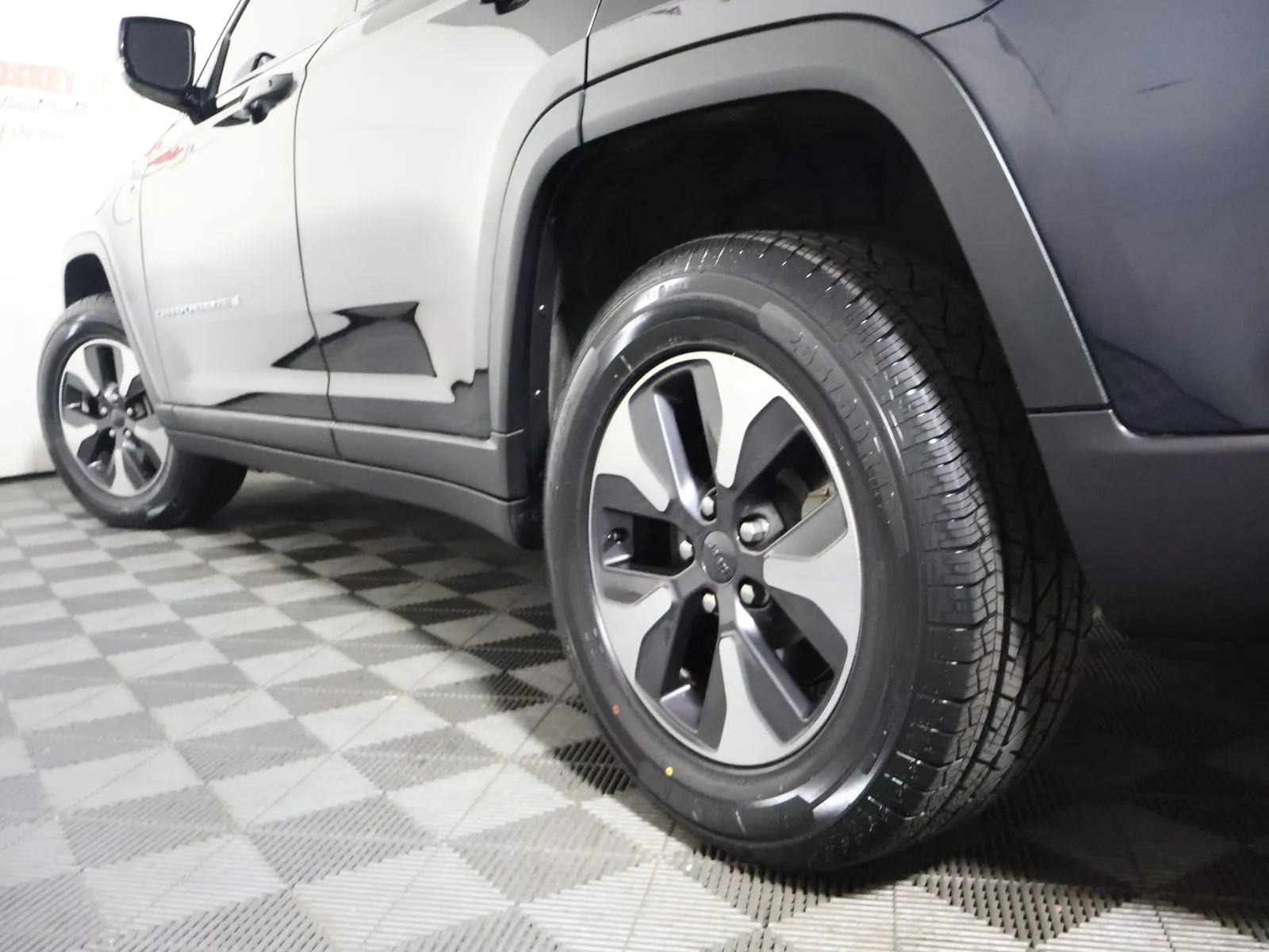 Jeep Grand Cherokee photo 57