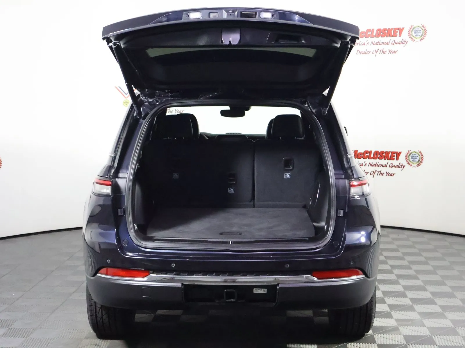 Jeep Grand Cherokee photo 6