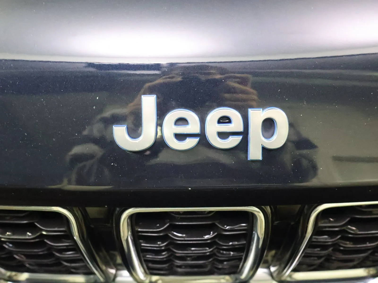 Jeep Grand Cherokee photo 15