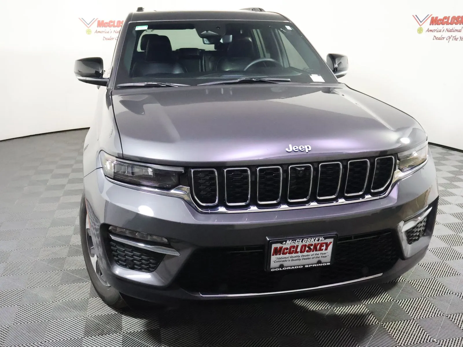 Jeep Grand Cherokee photo 17
