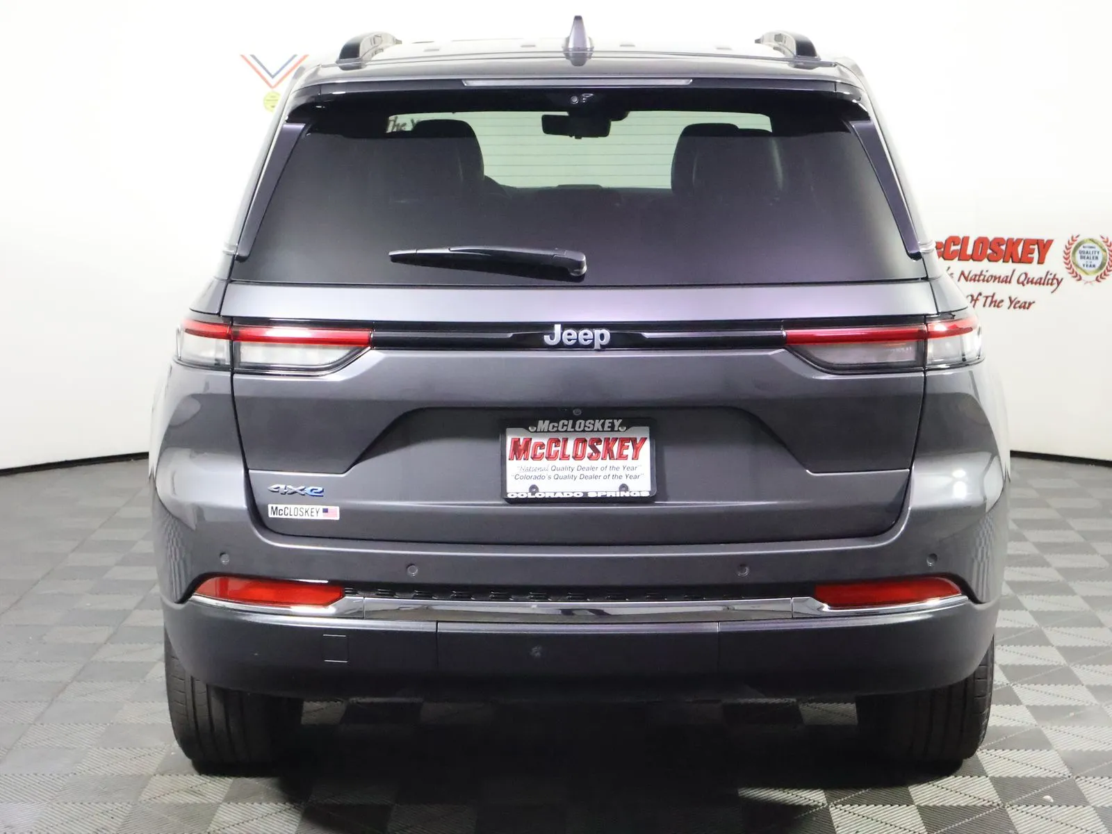 Jeep Grand Cherokee photo 6