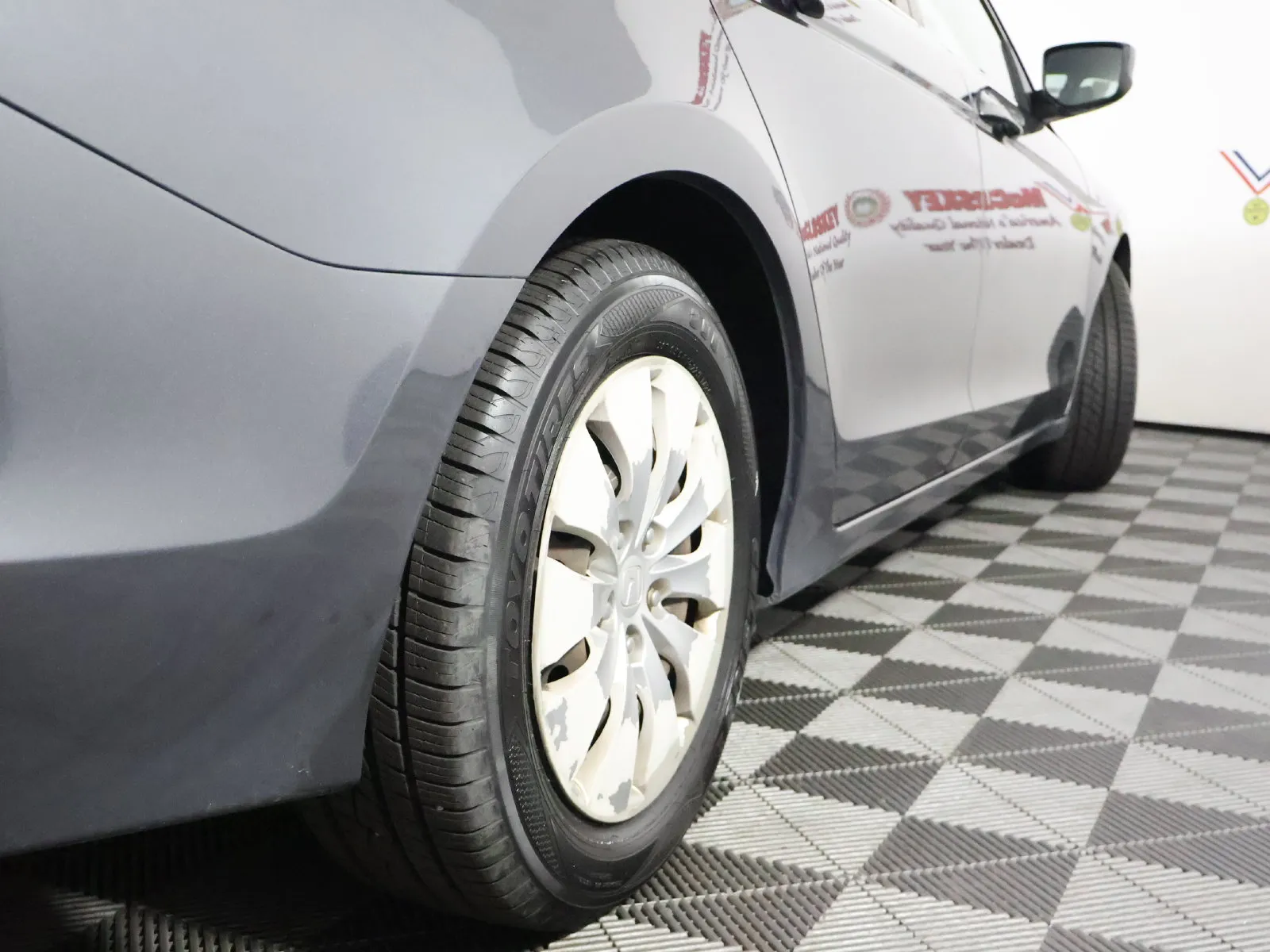 Honda Accord photo 10