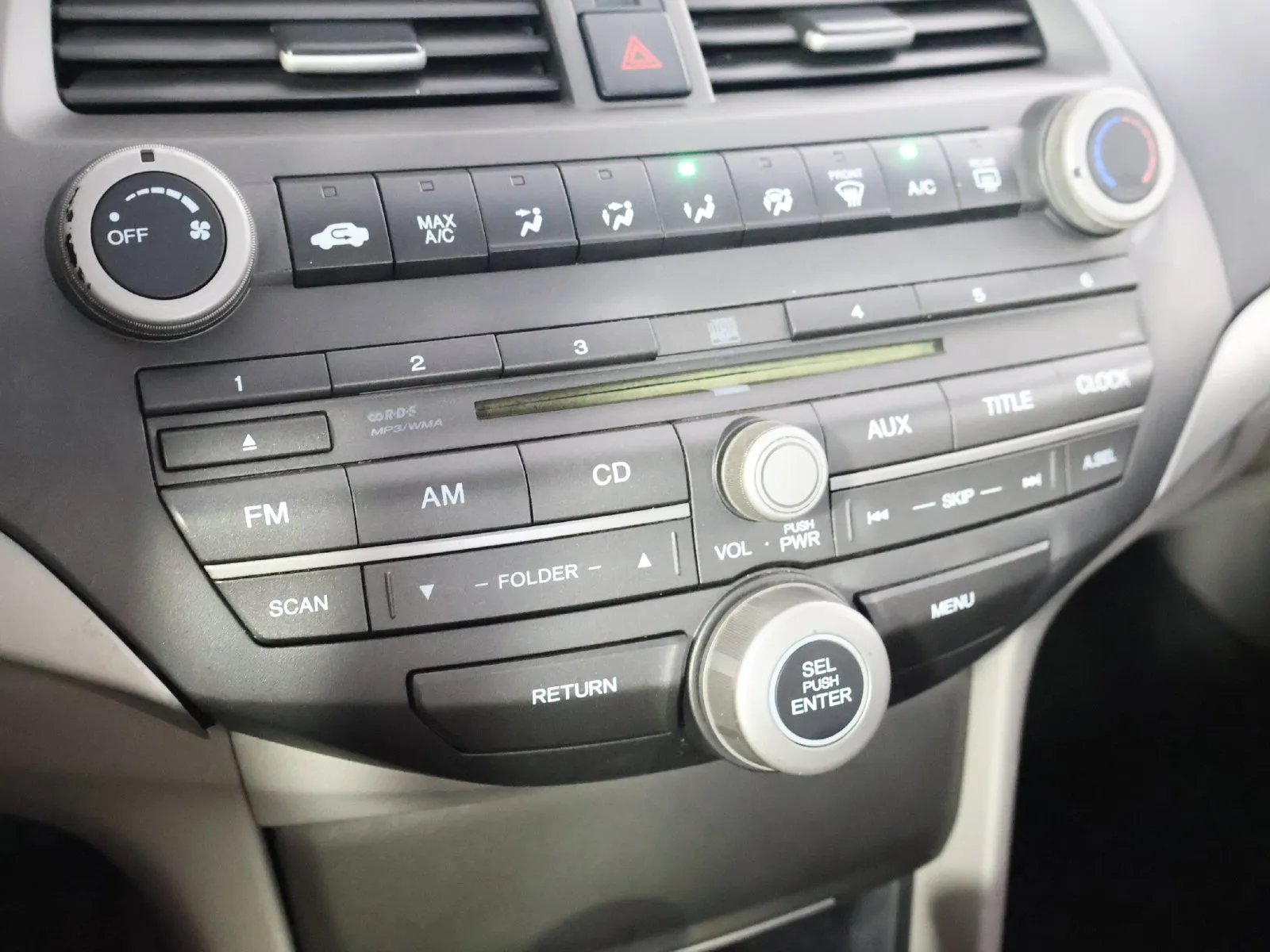 Honda Accord photo 36