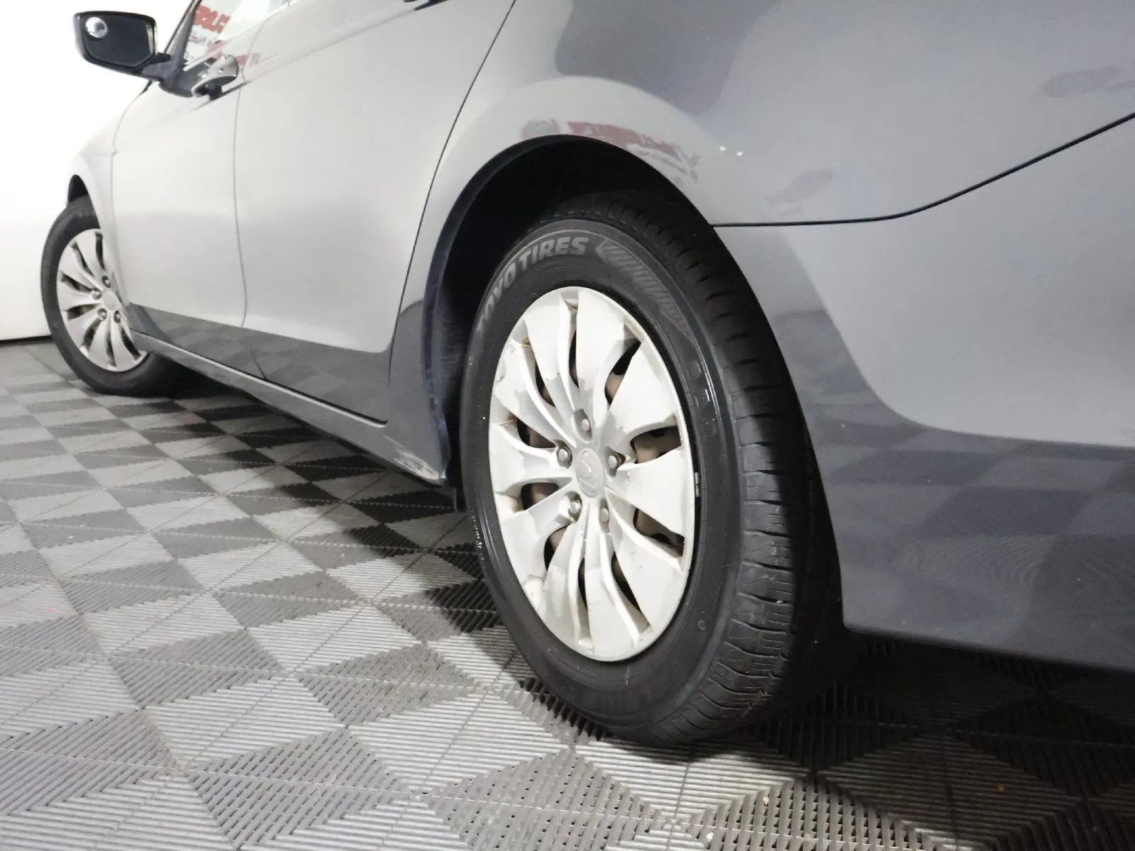 Honda Accord photo 11