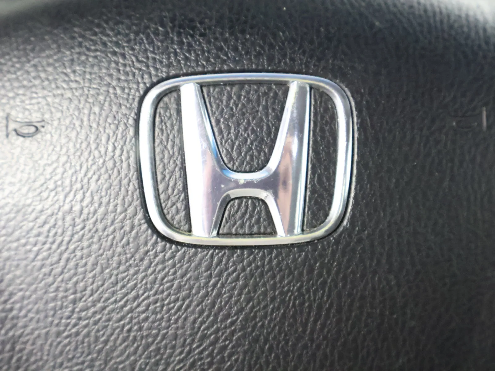 Honda Accord photo 30