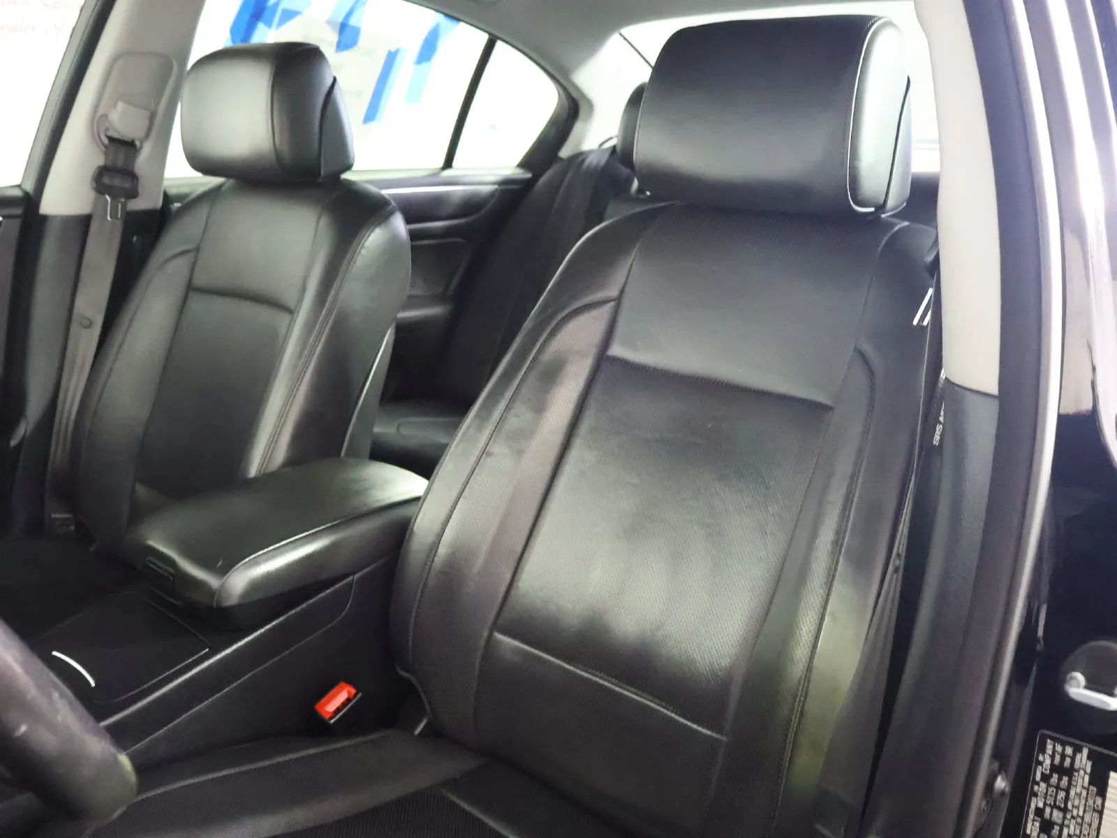 Hyundai Genesis photo 22