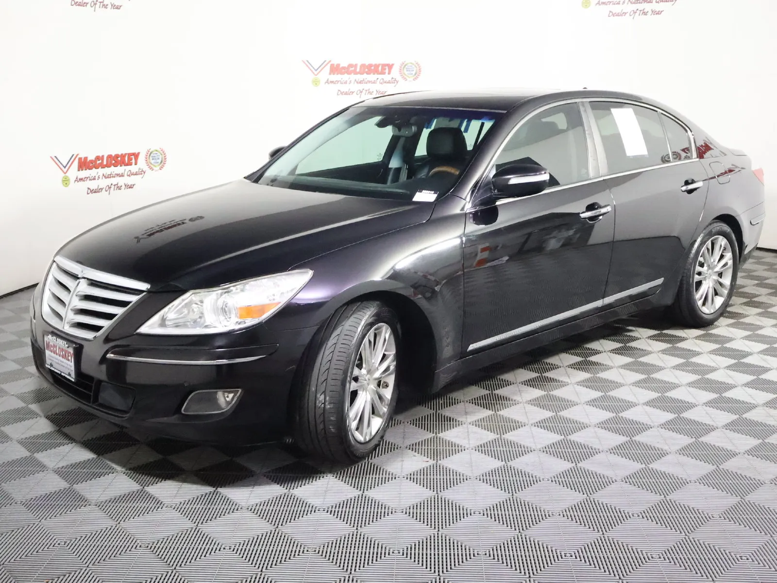 Hyundai Genesis photo 12