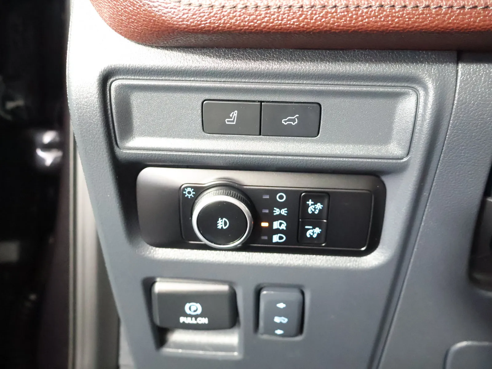 Ford Expedition photo 33