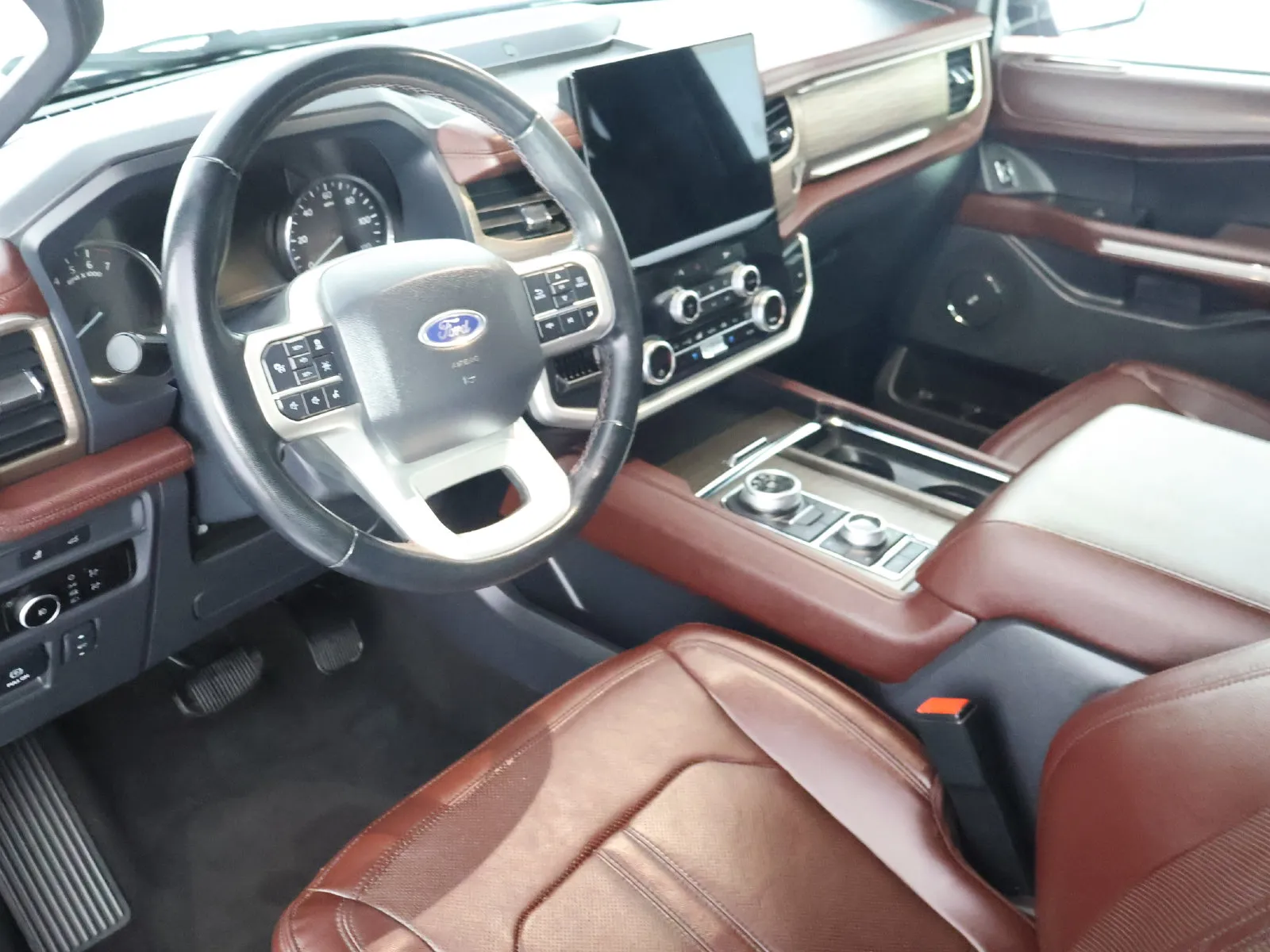 Ford Expedition photo 25
