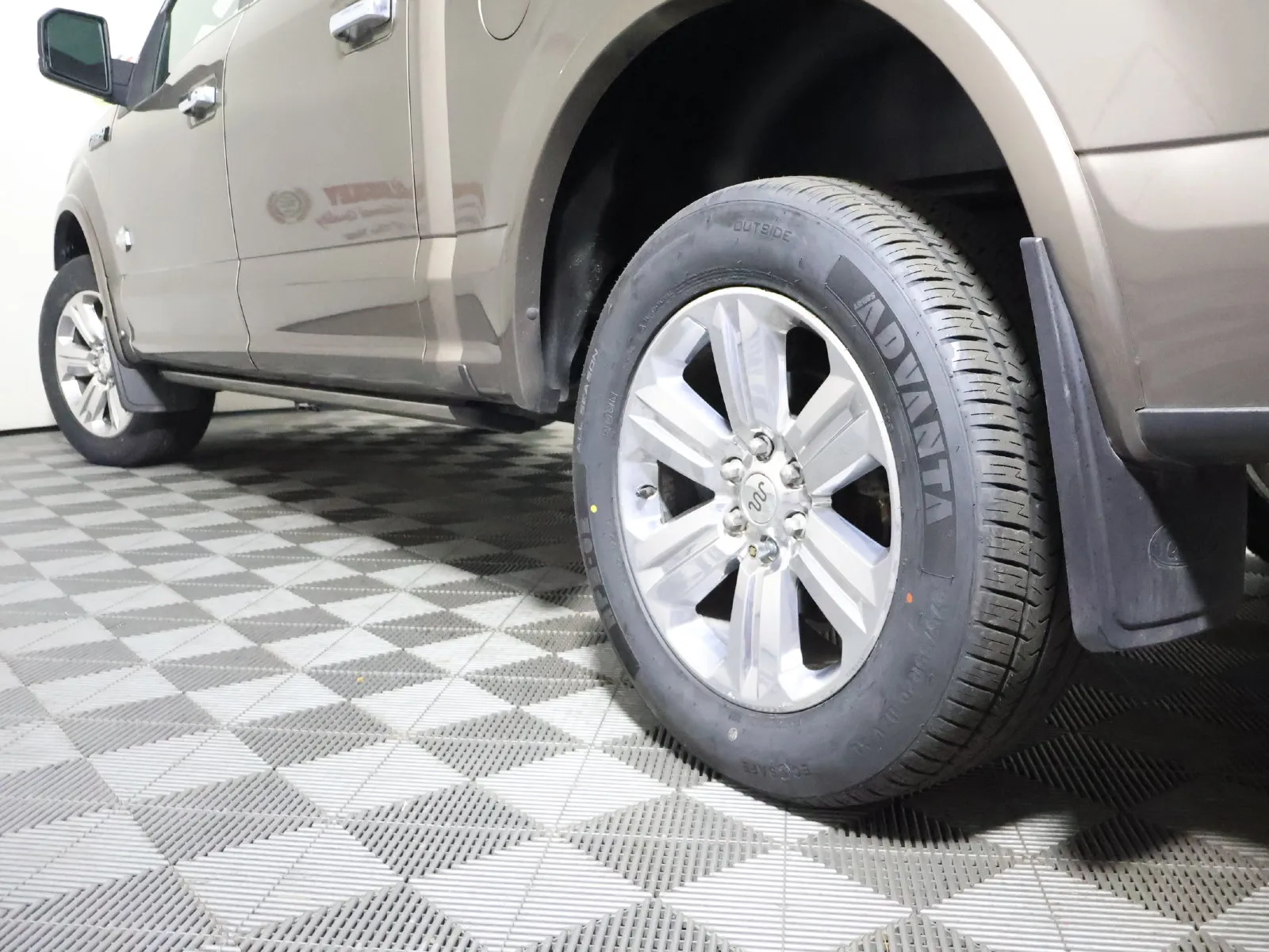 Ford F-150 photo 13