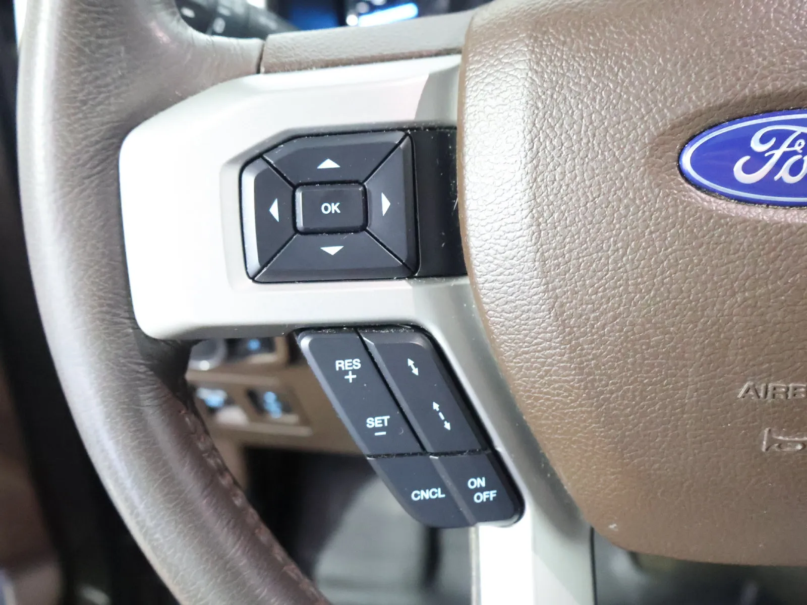 Ford F-150 photo 36