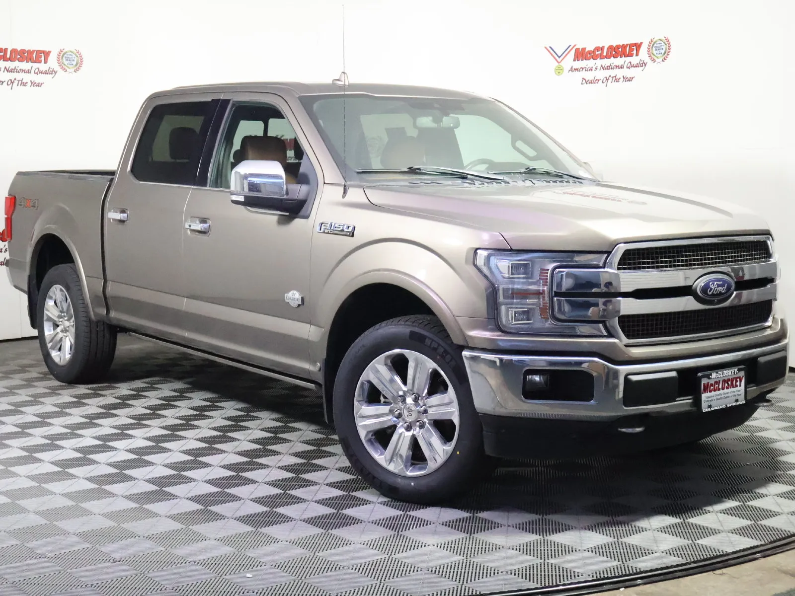 Ford F-150 photo 2