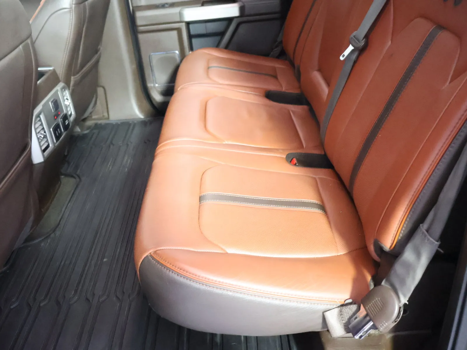 Ford F-150 photo 49