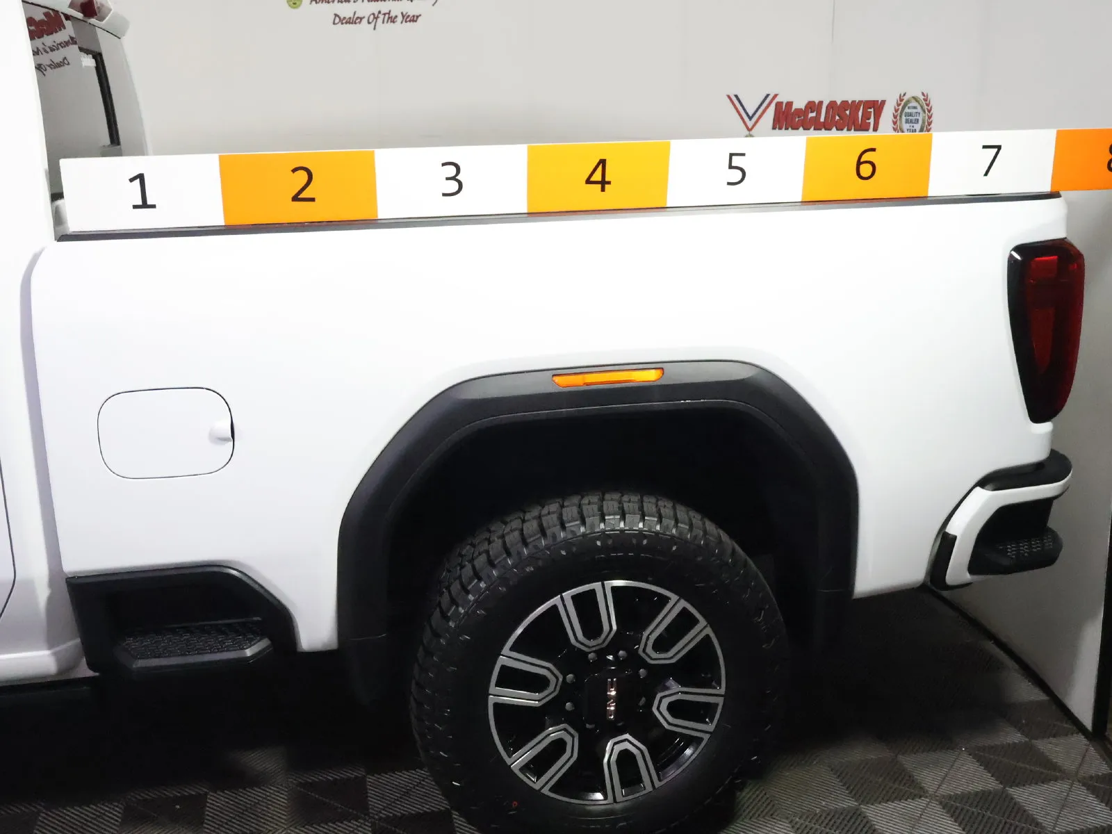 GMC Sierra photo 16