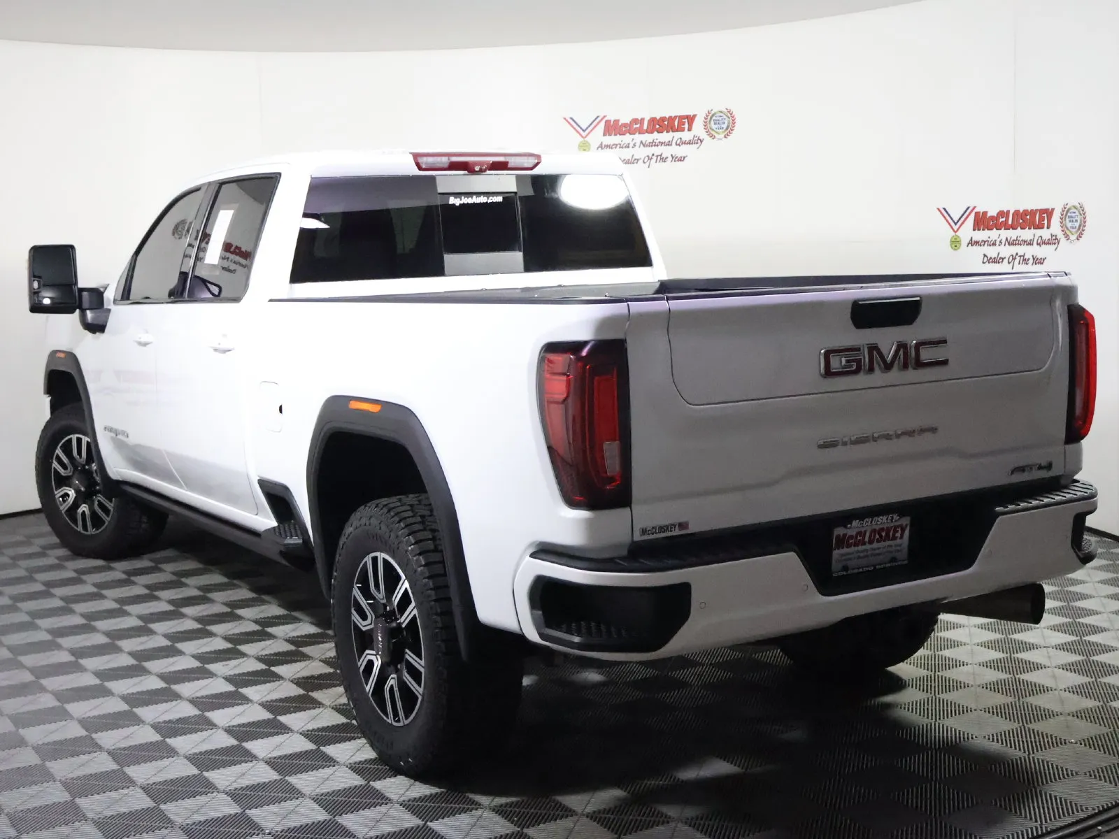 GMC Sierra photo 15