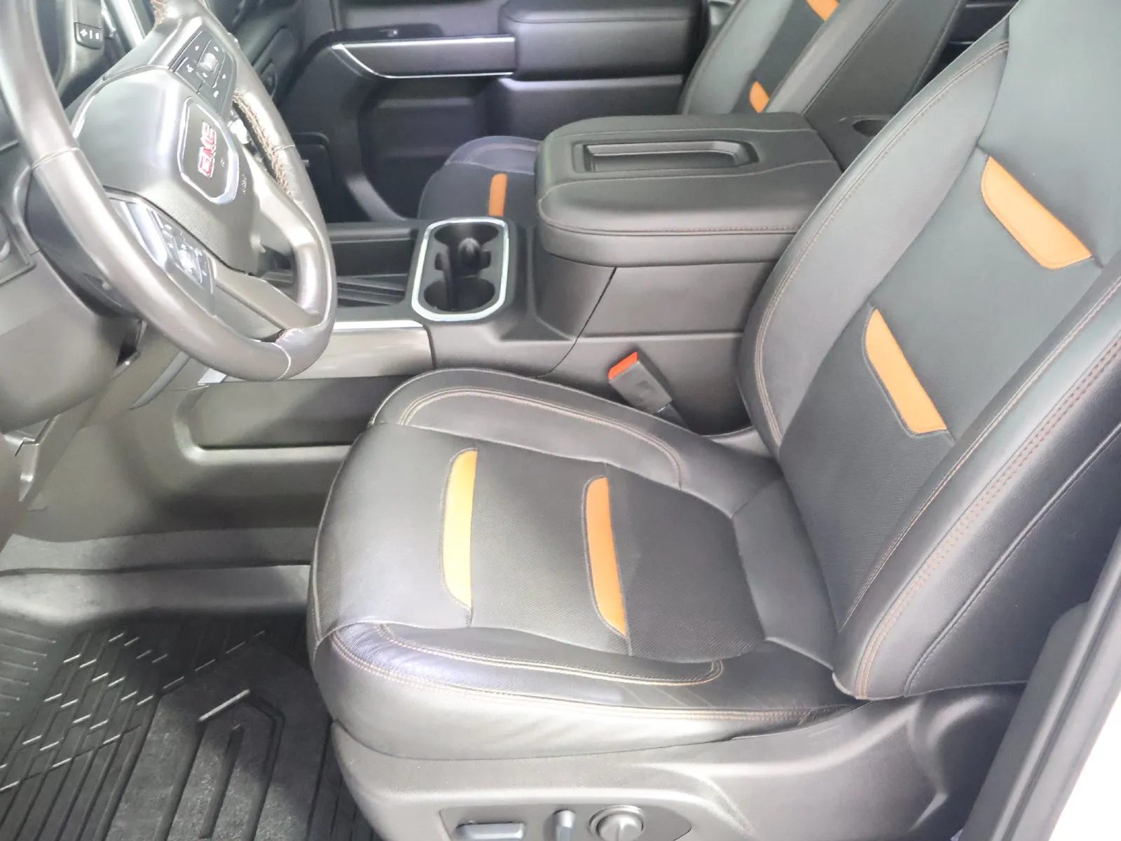 GMC Sierra photo 29