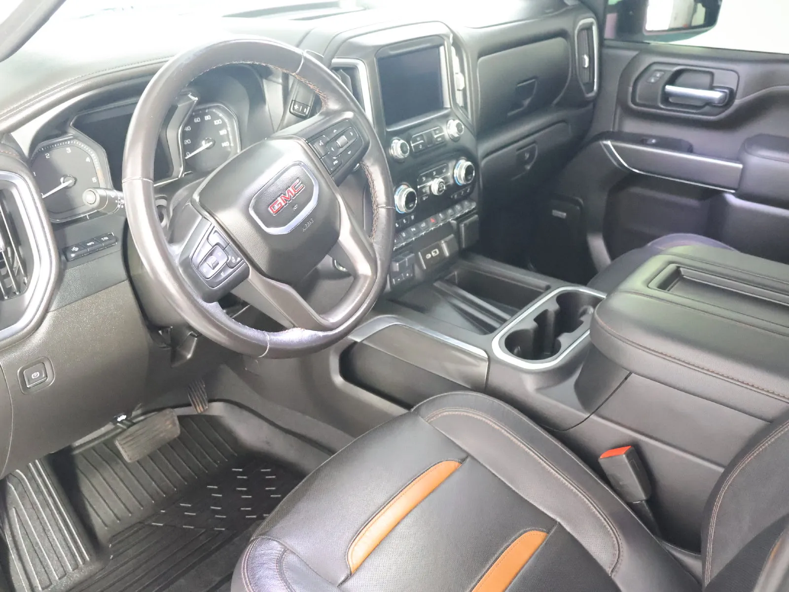 GMC Sierra photo 27