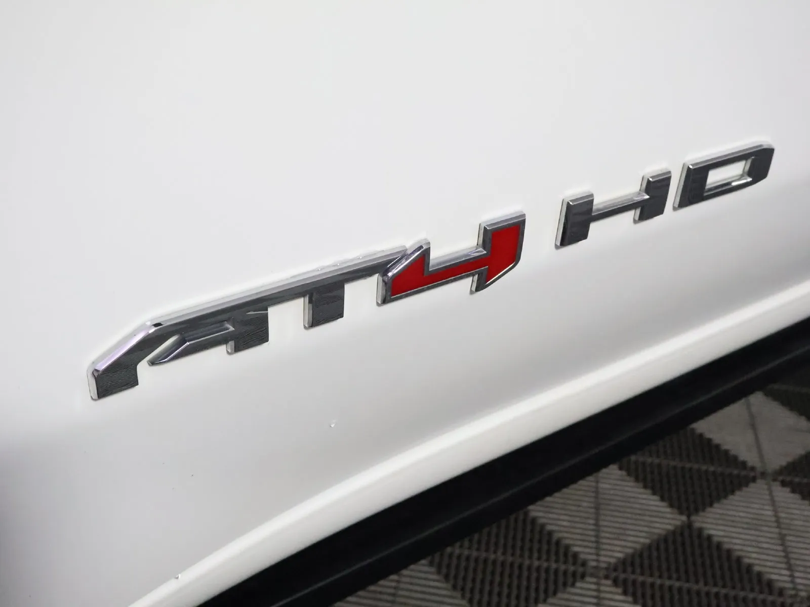 GMC Sierra photo 24