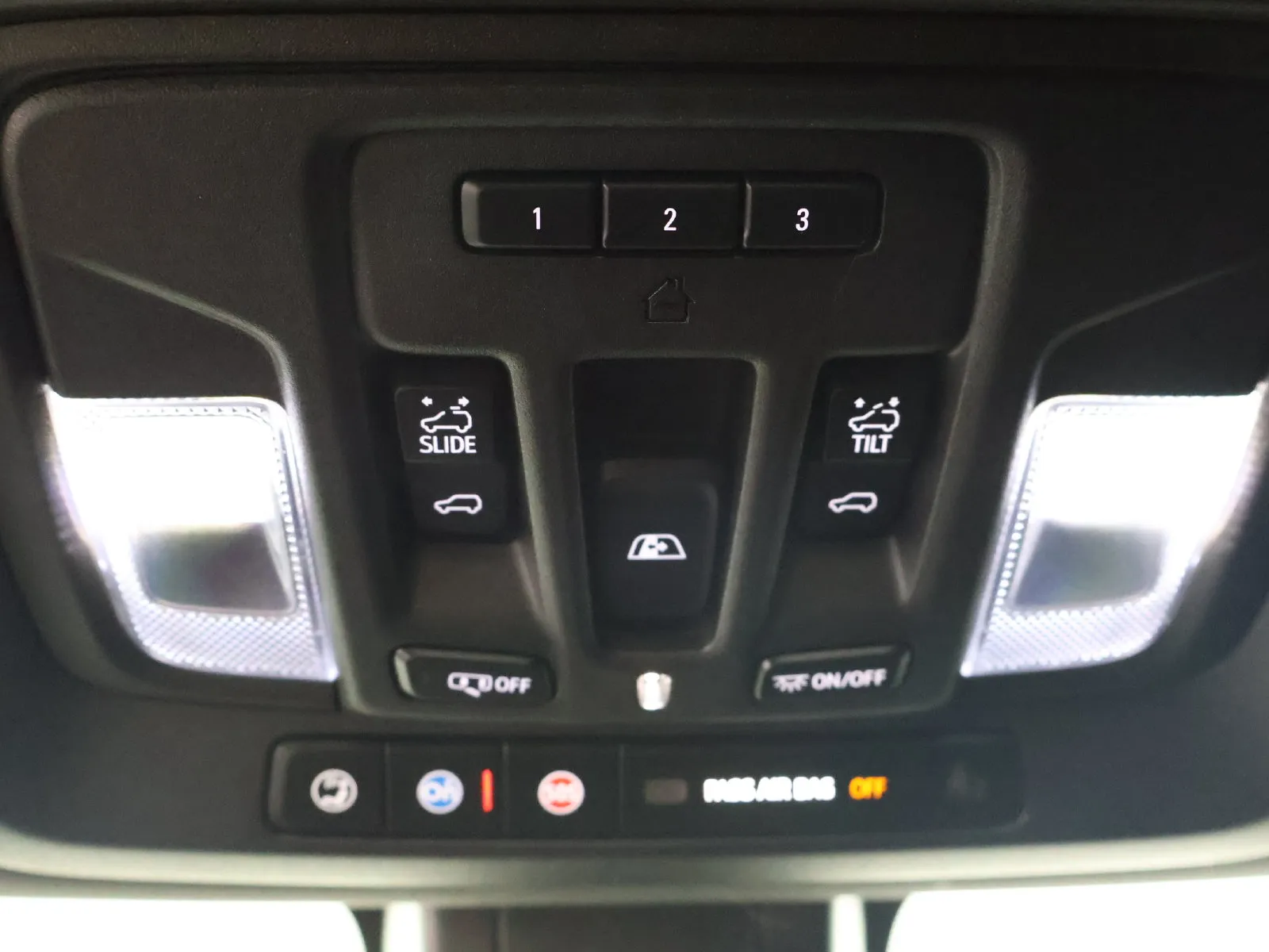 GMC Sierra photo 48