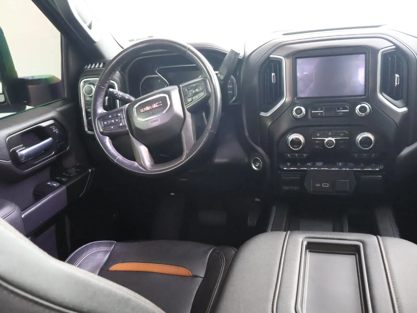 GMC Sierra photo 32