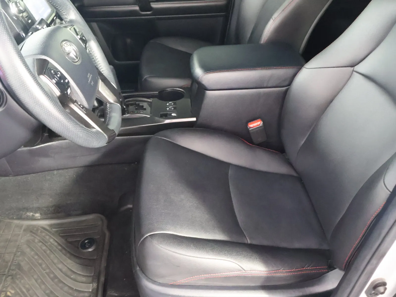 Toyota 4Runner photo 33