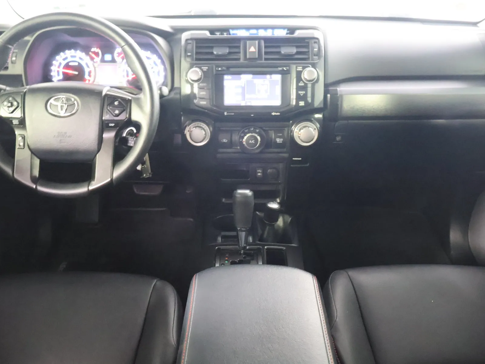 Toyota 4Runner photo 35