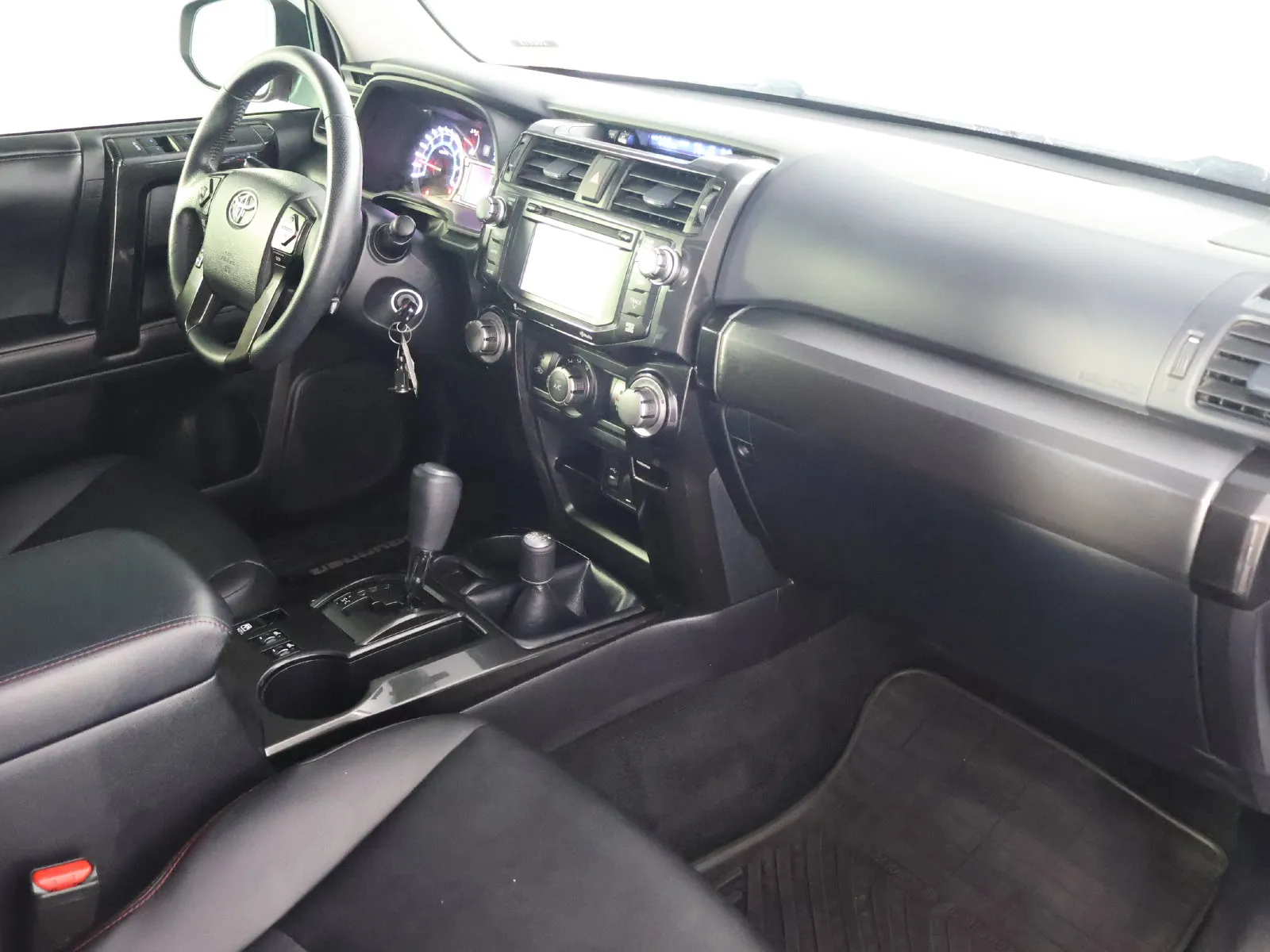 Toyota 4Runner photo 58