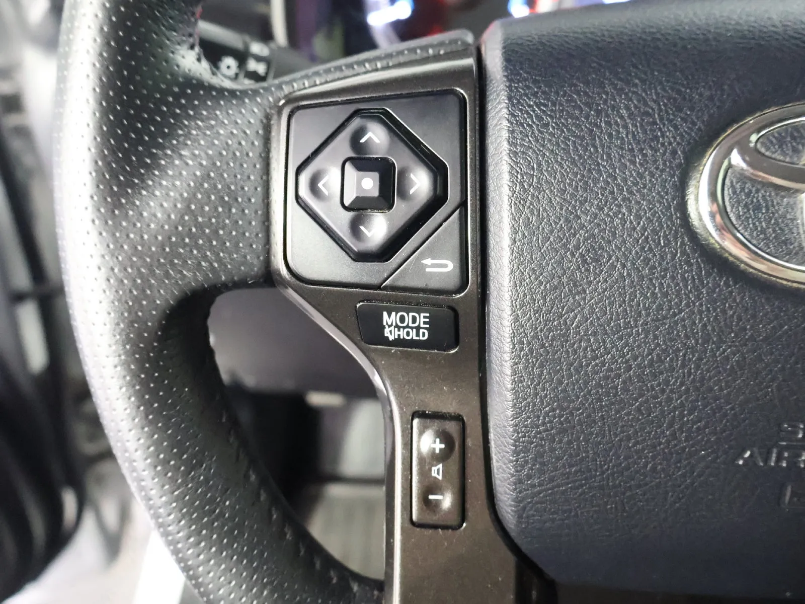 Toyota 4Runner photo 40