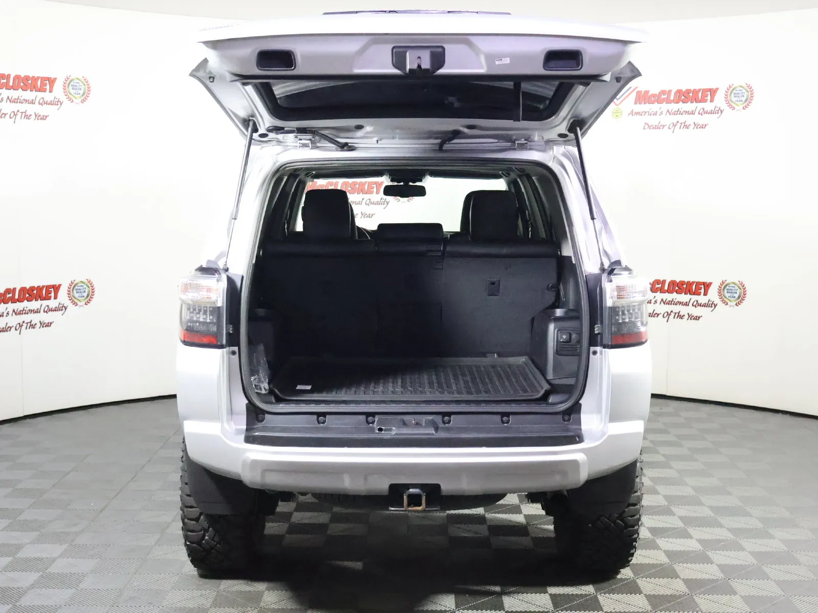 Toyota 4Runner photo 9