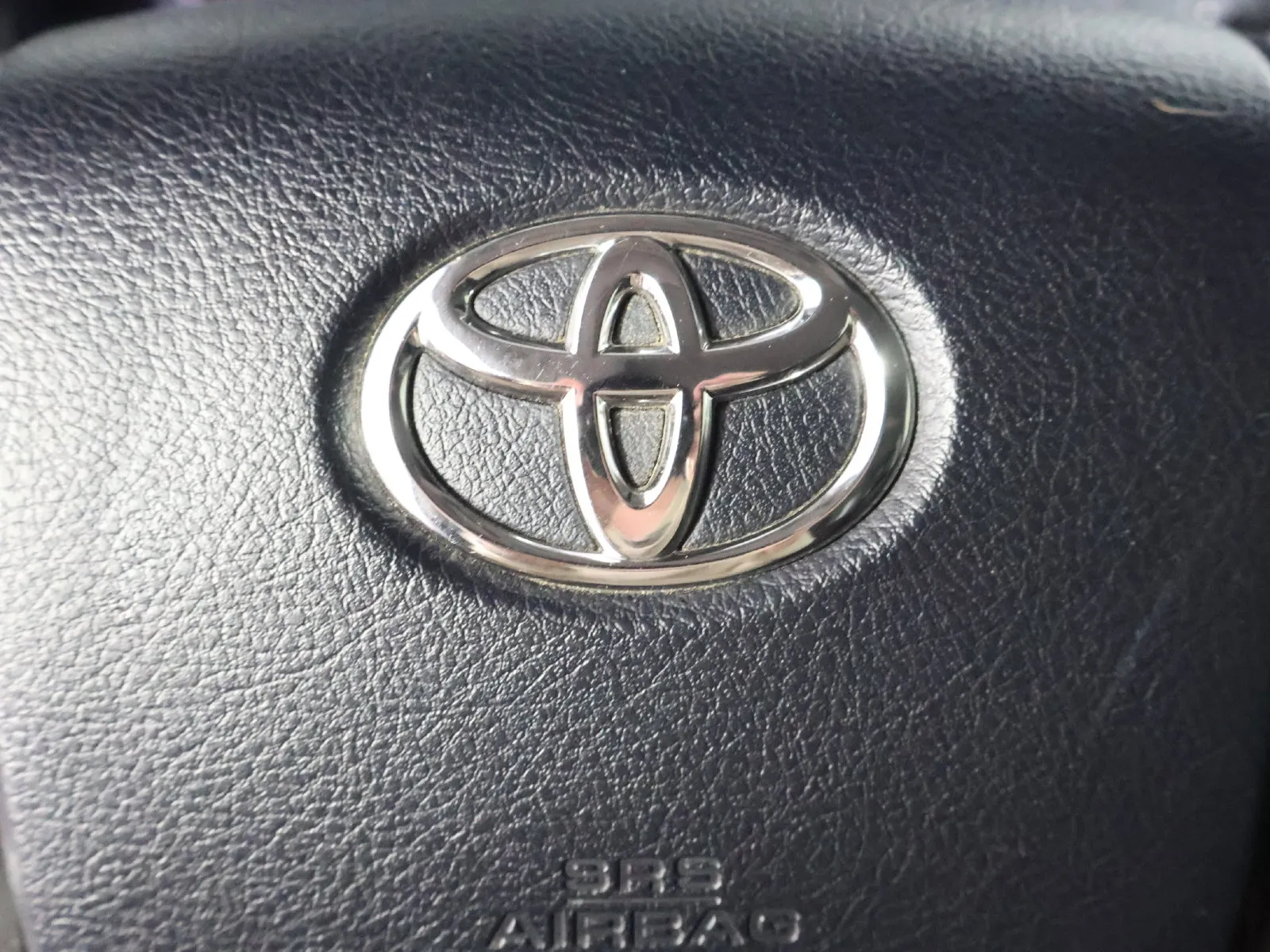 Toyota 4Runner photo 39