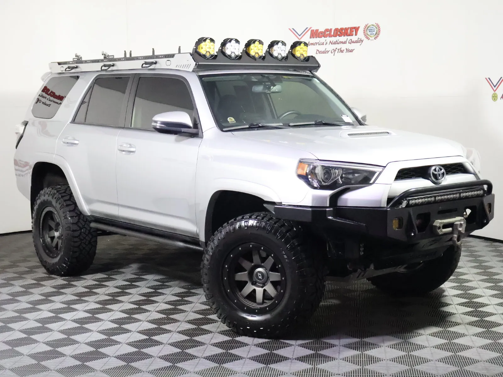 Toyota 4Runner photo 2