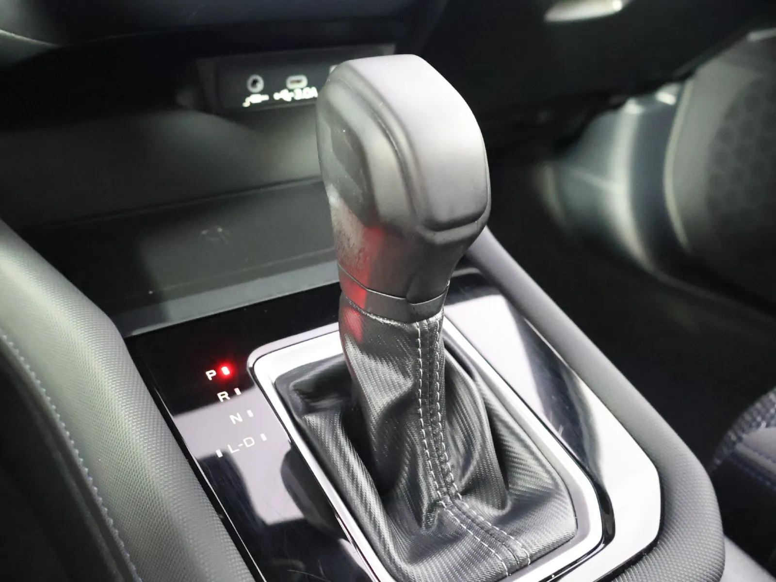 Subaru Forester photo 38