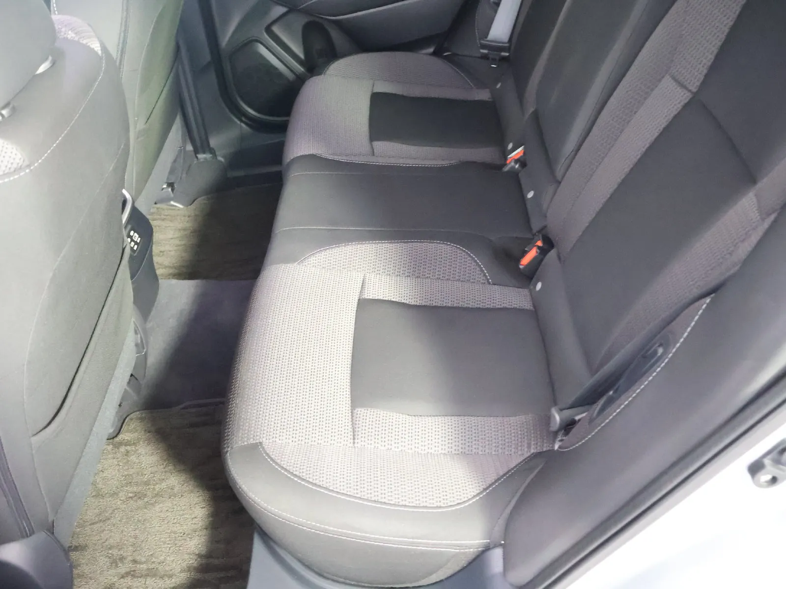 Subaru Outback photo 45