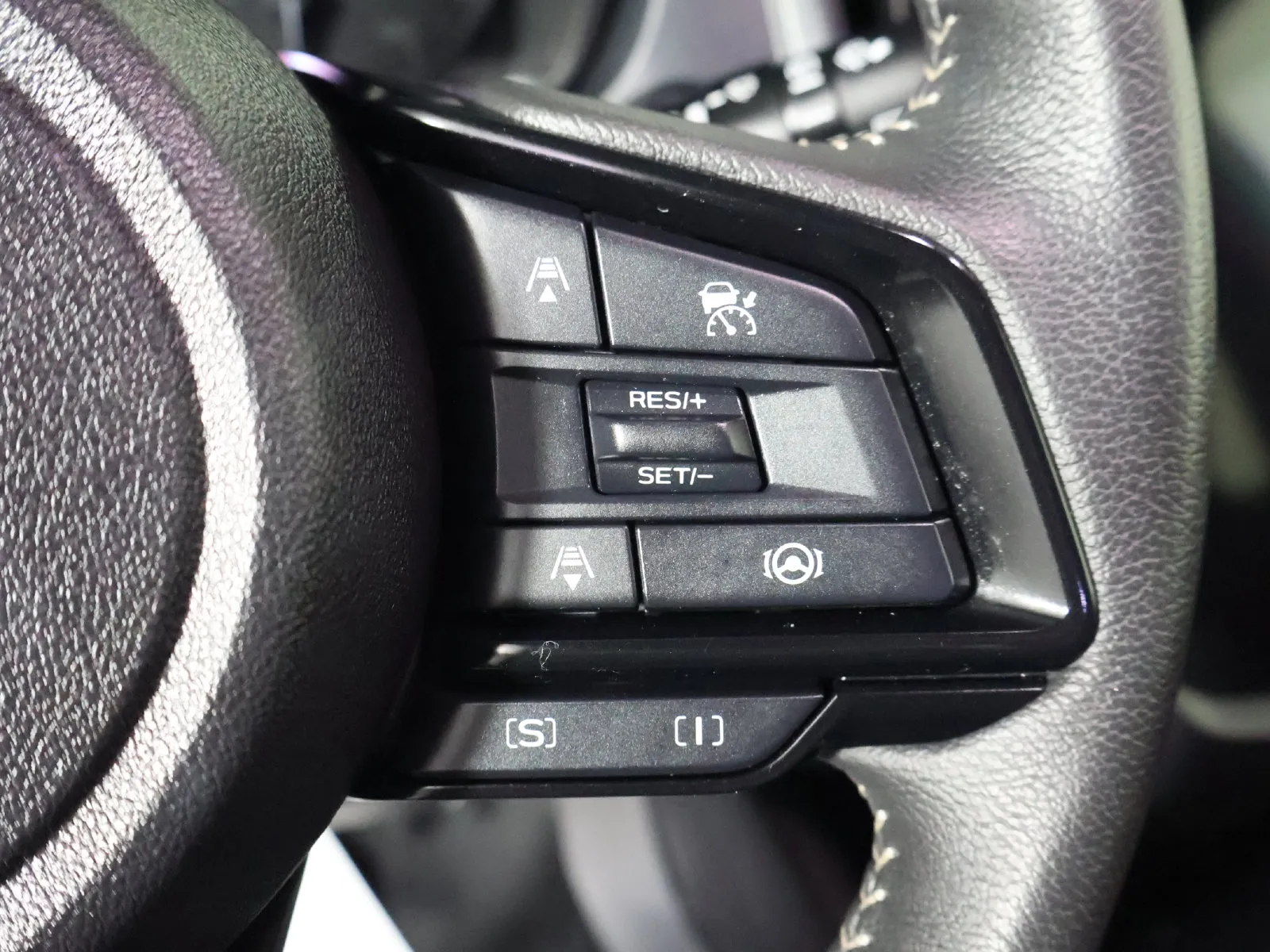Subaru Forester photo 25
