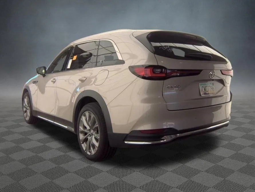 Mazda CX-90 photo 4