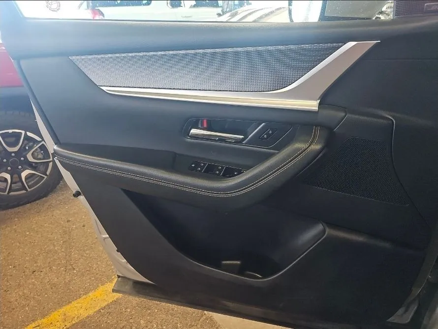 Mazda CX-90 photo 15