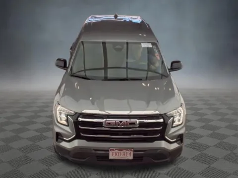 More photos of 2026 GMC Terrain Elevation at McCloskey Imports & 4x4s (Licensed as McCloskey Isuzu), CO