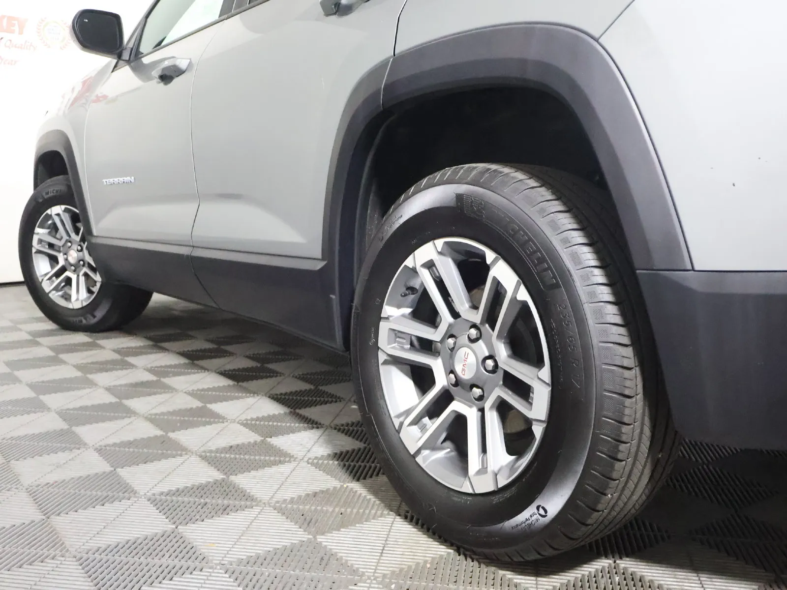 GMC Terrain photo 15