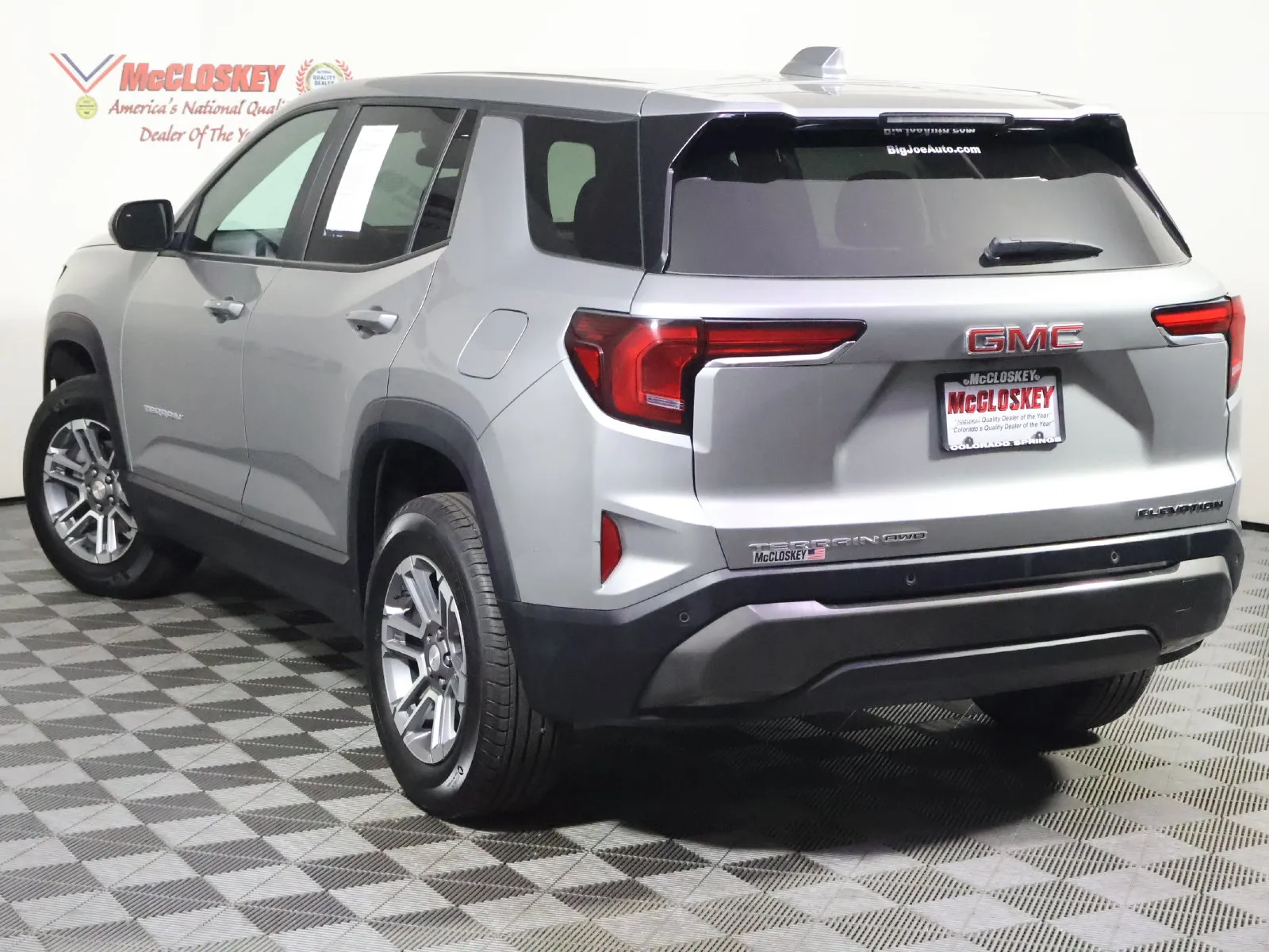 GMC Terrain photo 16