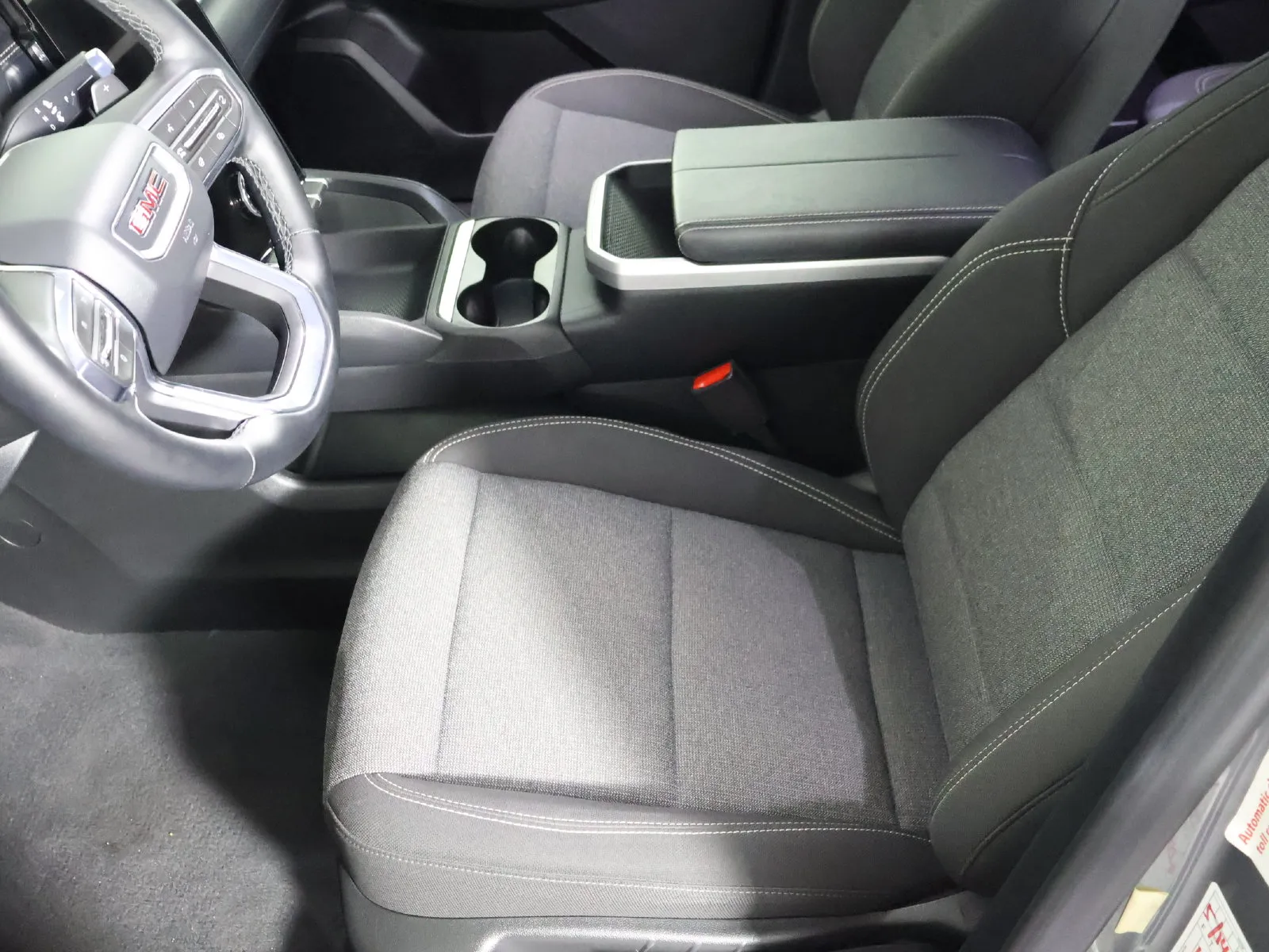GMC Terrain photo 26